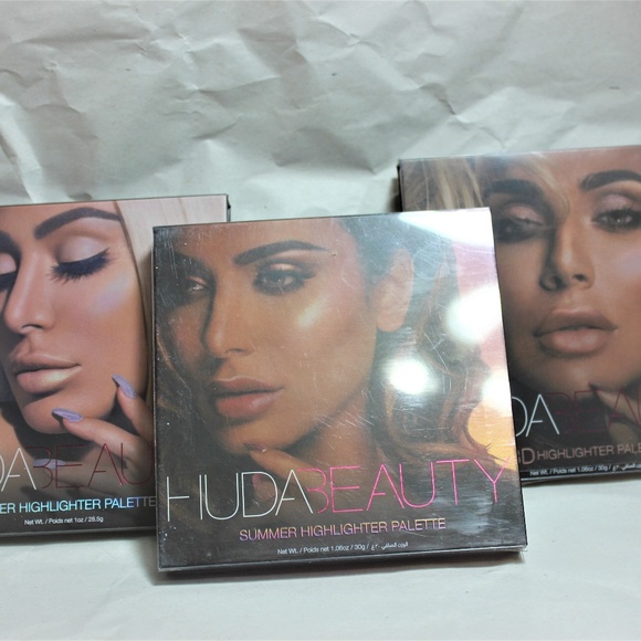 HUDA BEAUTY Other - Huda Beauty 3D Highlighter Palette U Pick Shade